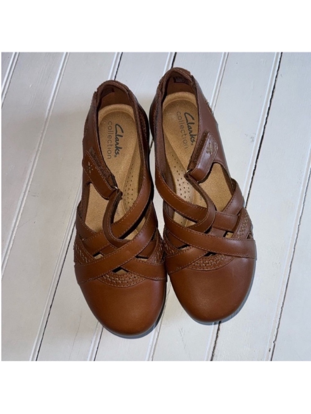 Clarks Roseville Step Slip-On Shoe Dark Tan Size 6.5